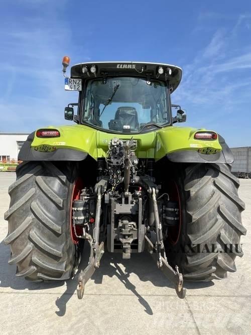 CLAAS Axion 850 Tractoren