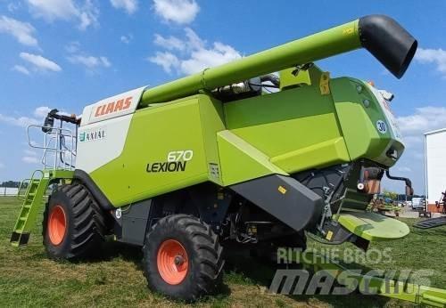CLAAS Lexion 670 Maaidorsmachines
