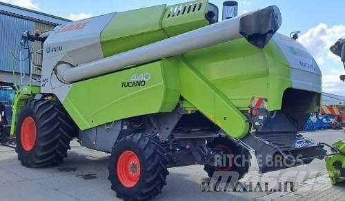 CLAAS Tucano 440 Maaidorsmachines