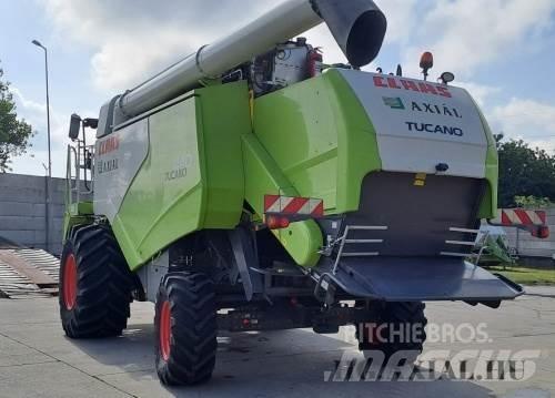 CLAAS Tucano 440 Maaidorsmachines