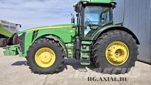 John Deere 8345R Tractoren