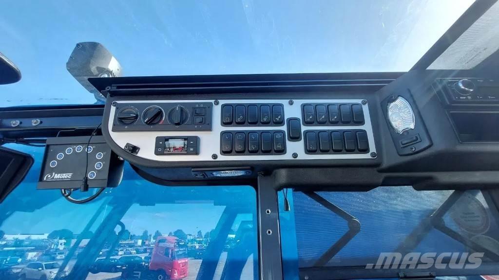 Demag AC220-5 Kranen voor alle terreinen