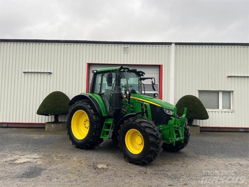 John Deere 6120M Tractoren