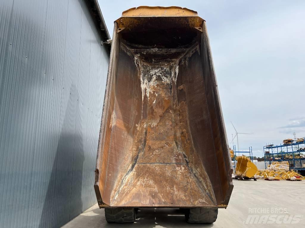 Volvo A30G Knik dumptrucks