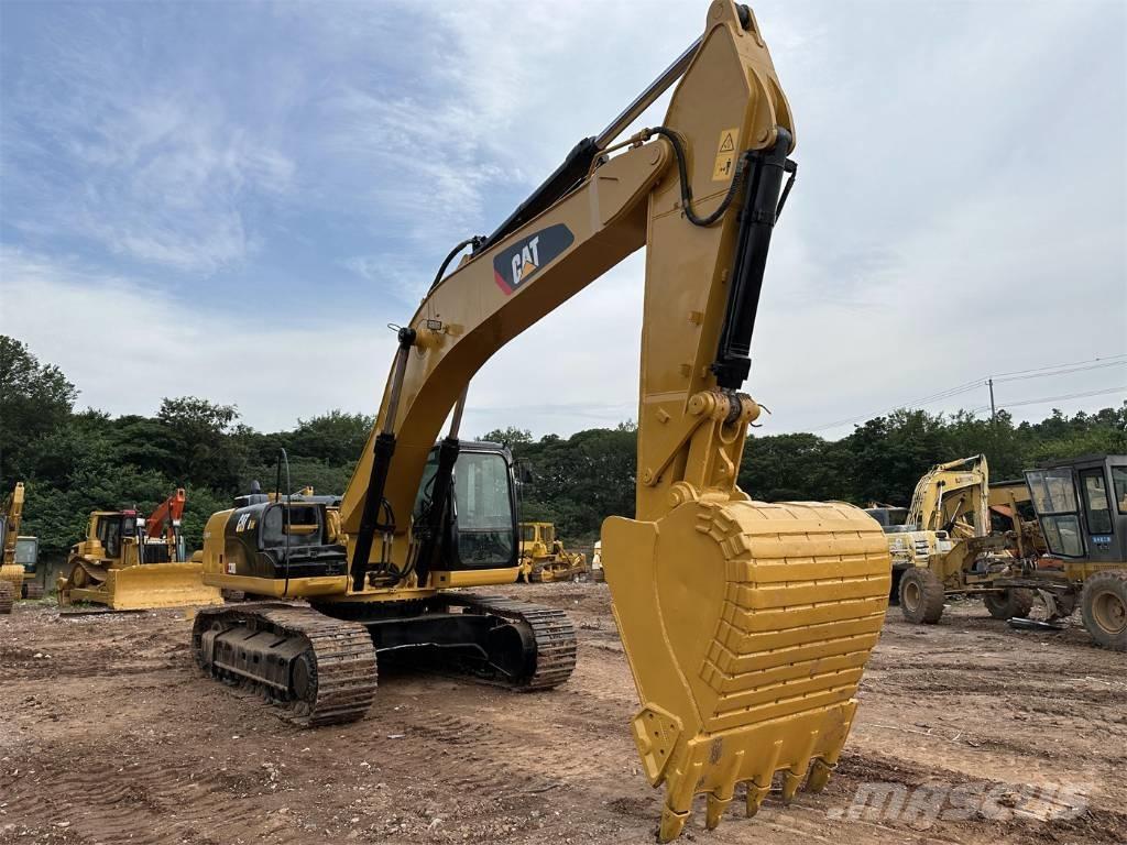 CAT 330 D L Rupsgraafmachines