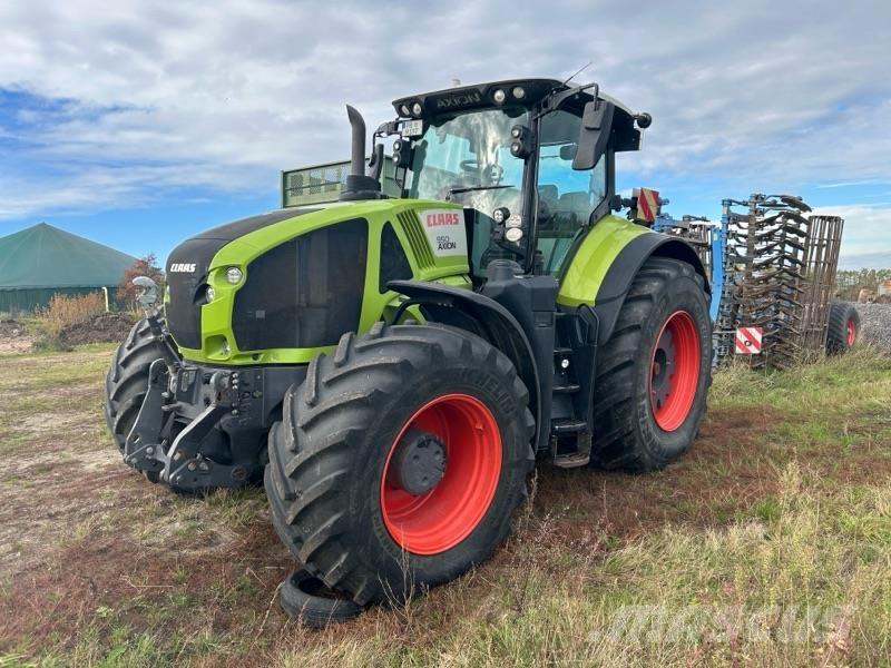 CLAAS Axion 950 Tractoren