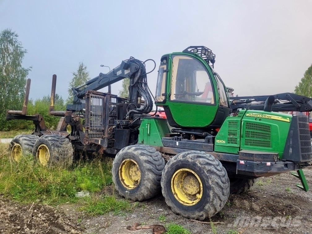 John Deere 1510 E Uitrijwagens