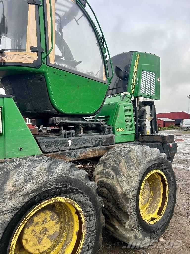 John Deere 1510 E Uitrijwagens