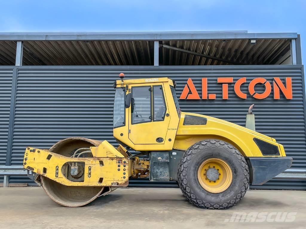 Bomag BW 213 D H-4 Trilrolwalsen