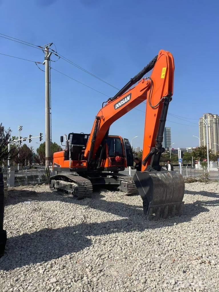 Doosan DX 225LC-9C Rupsgraafmachines