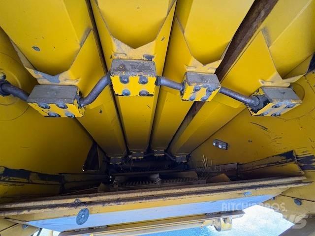 Sampo-Rosenlew 680 Maaidorsmachines