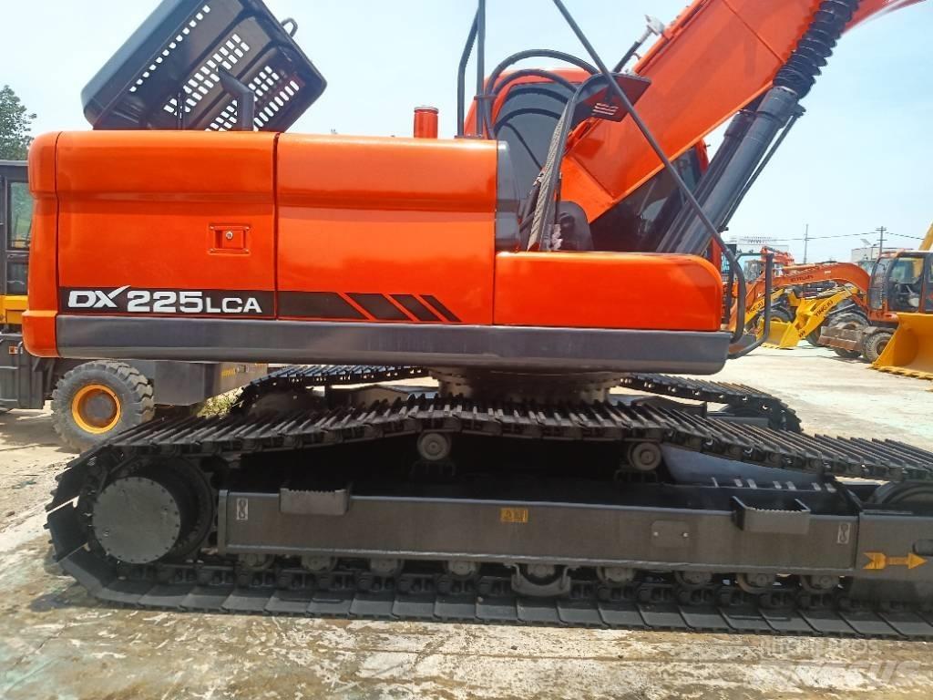 Doosan DX 225 Rupsgraafmachines