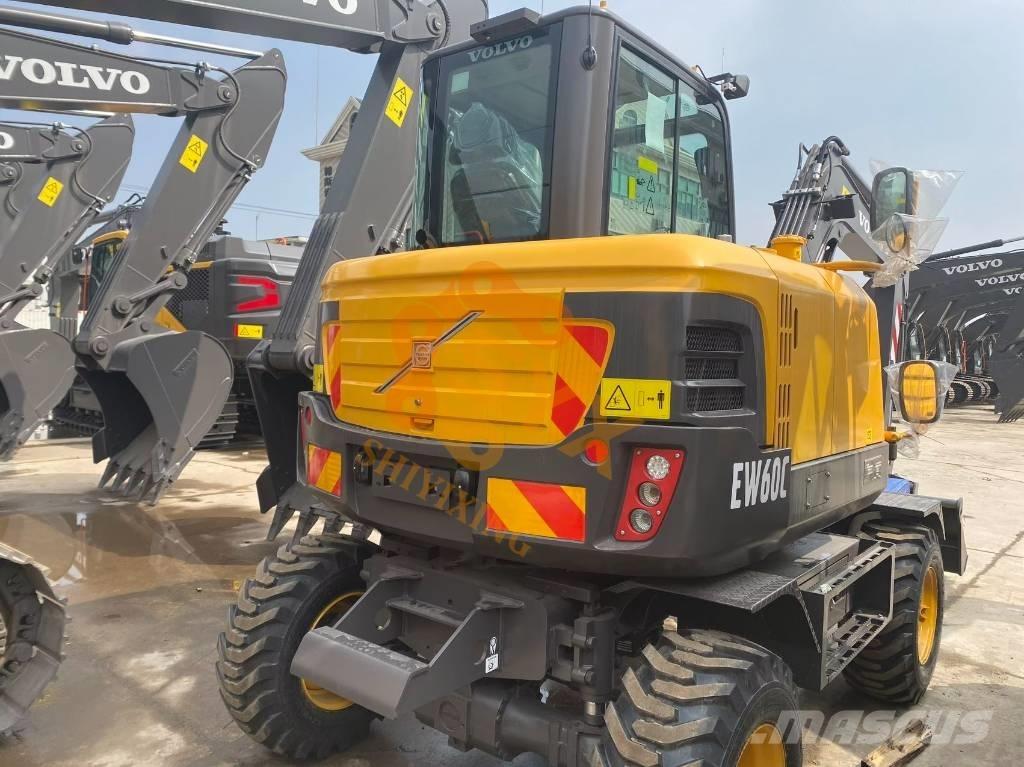 Volvo EW 60w vs Rupsgraafmachines