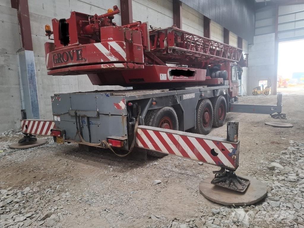 Grove 3050 Kranen voor alle terreinen