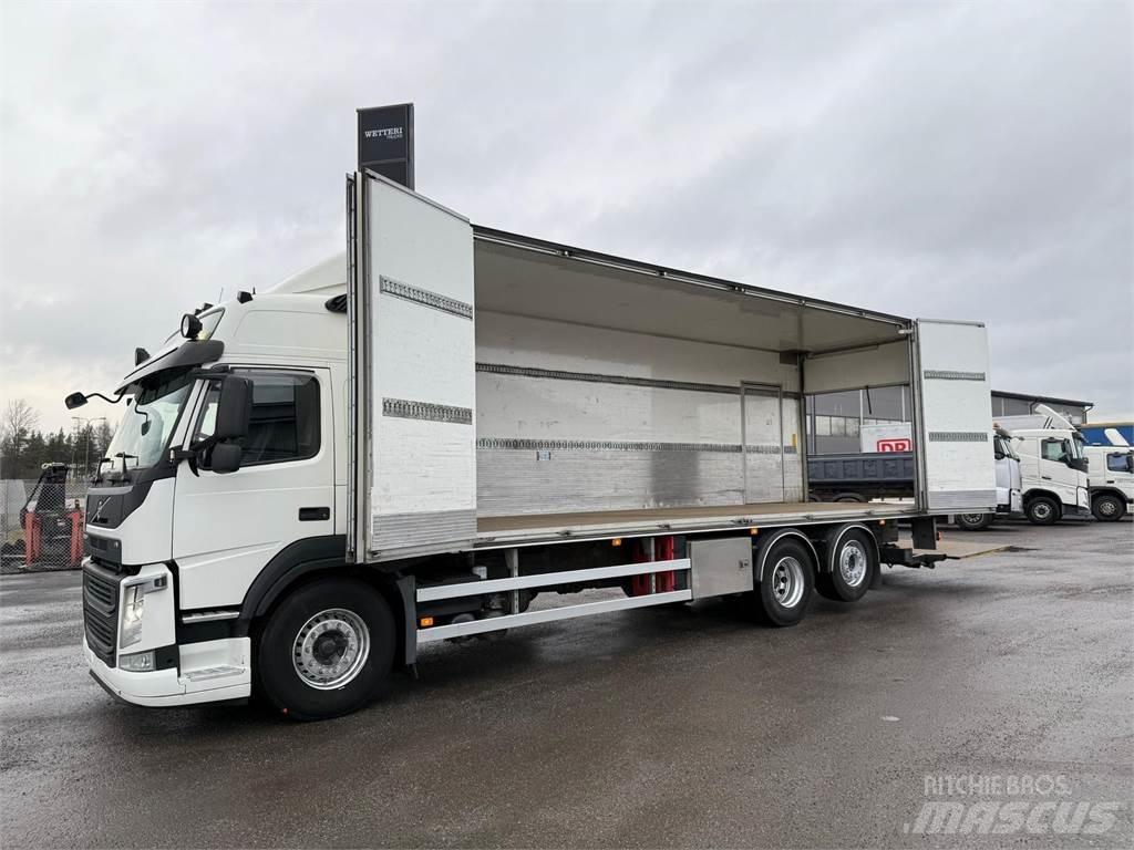 Volvo FM380 6x2 Bakwagens met gesloten opbouw