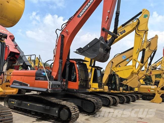 Doosan DX 225 LC Rupsgraafmachines