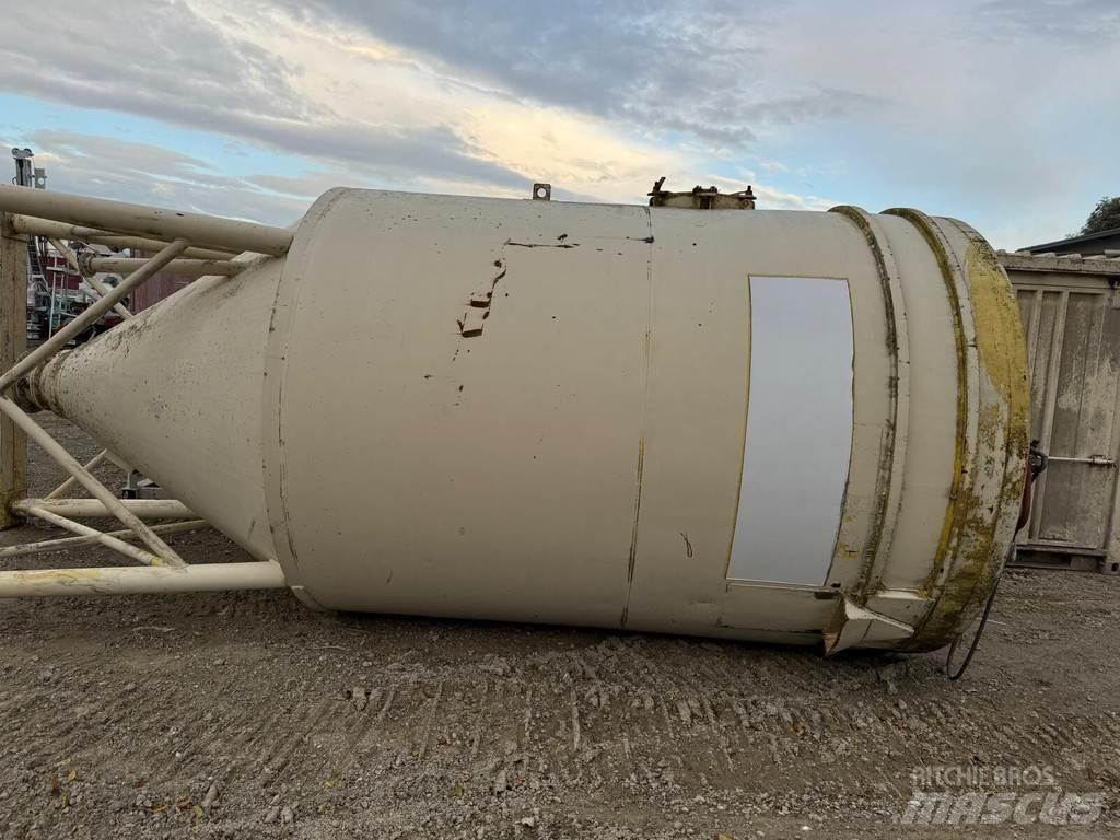  Silo 18 m3 Uitkuilmachines