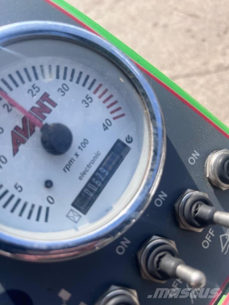 Avant M530 Miniladers