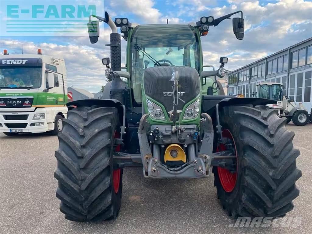 Fendt Vario 718 Tractoren
