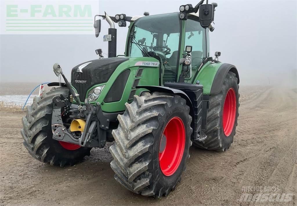 Fendt Vario 718 Tractoren