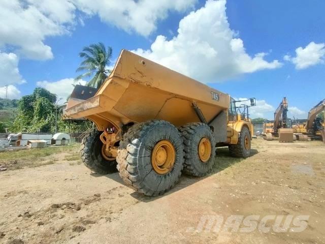 CAT 745 Knik dumptrucks