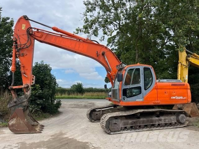 Doosan DX 225 LC Rupsgraafmachines