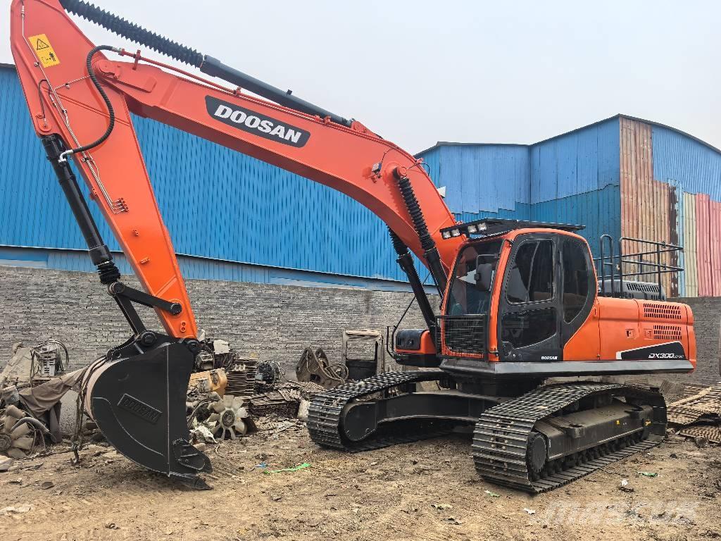 Doosan DX300 Rupsgraafmachines