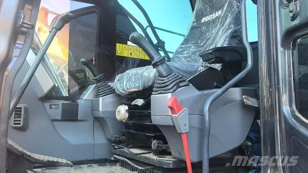 Doosan DX300 Rupsgraafmachines