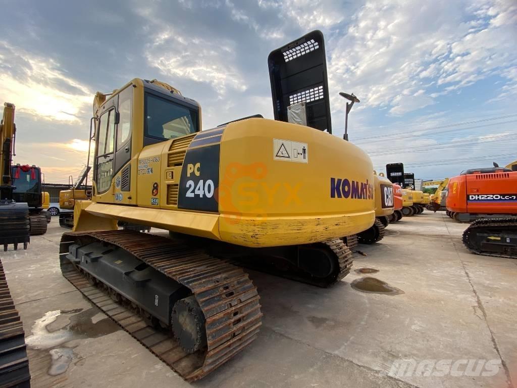 Komatsu PC 240 Rupsgraafmachines