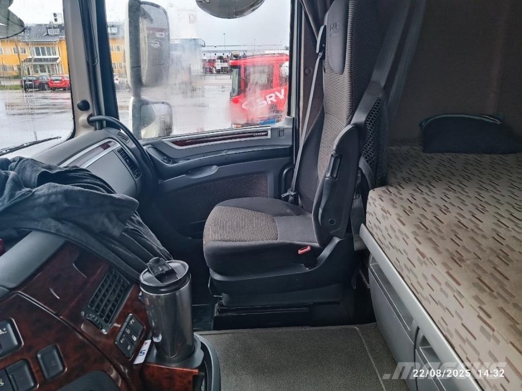 DAF XF 510 Vrachtwagen met containersysteem
