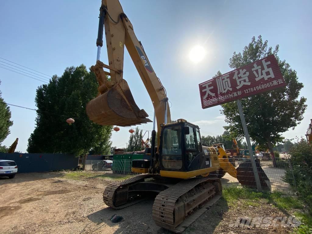 CAT 324D Rupsgraafmachines