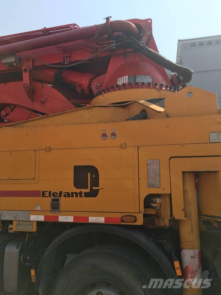 Putzmeister 46m Betonpomptrucks