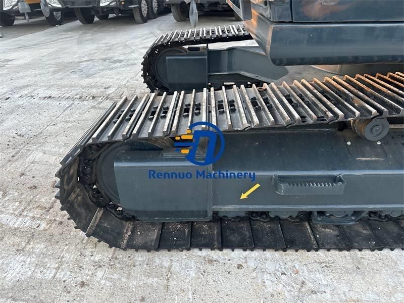 Hyundai HX220 HD Rupsgraafmachines