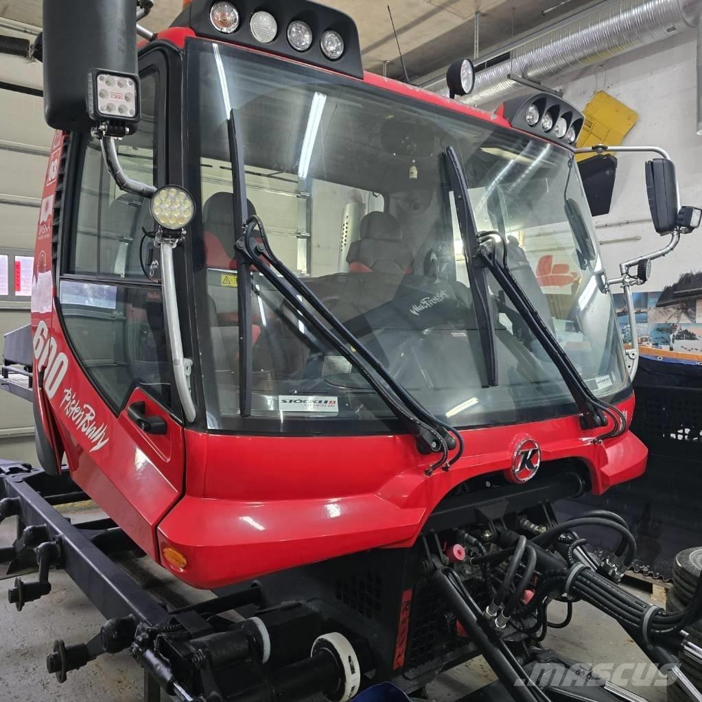 Kässbohrer PB 600 Sneeuwschuivers en -ruimers