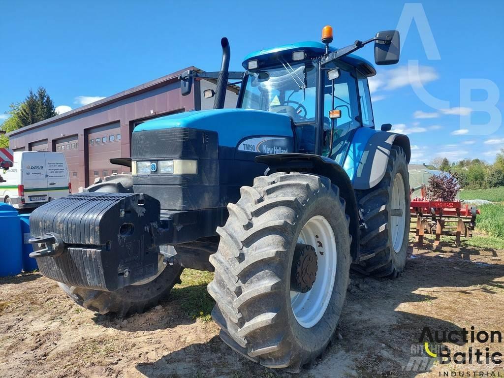 New Holland TM 190 Tractoren