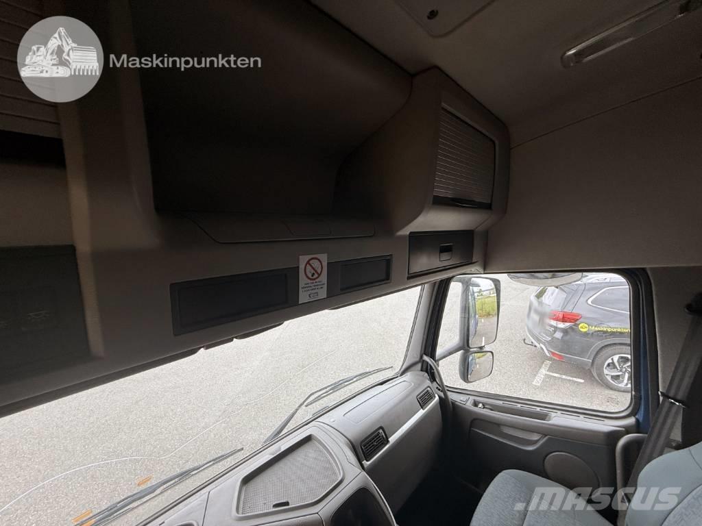 Volvo FH 16 660 Vrachtwagen met containersysteem