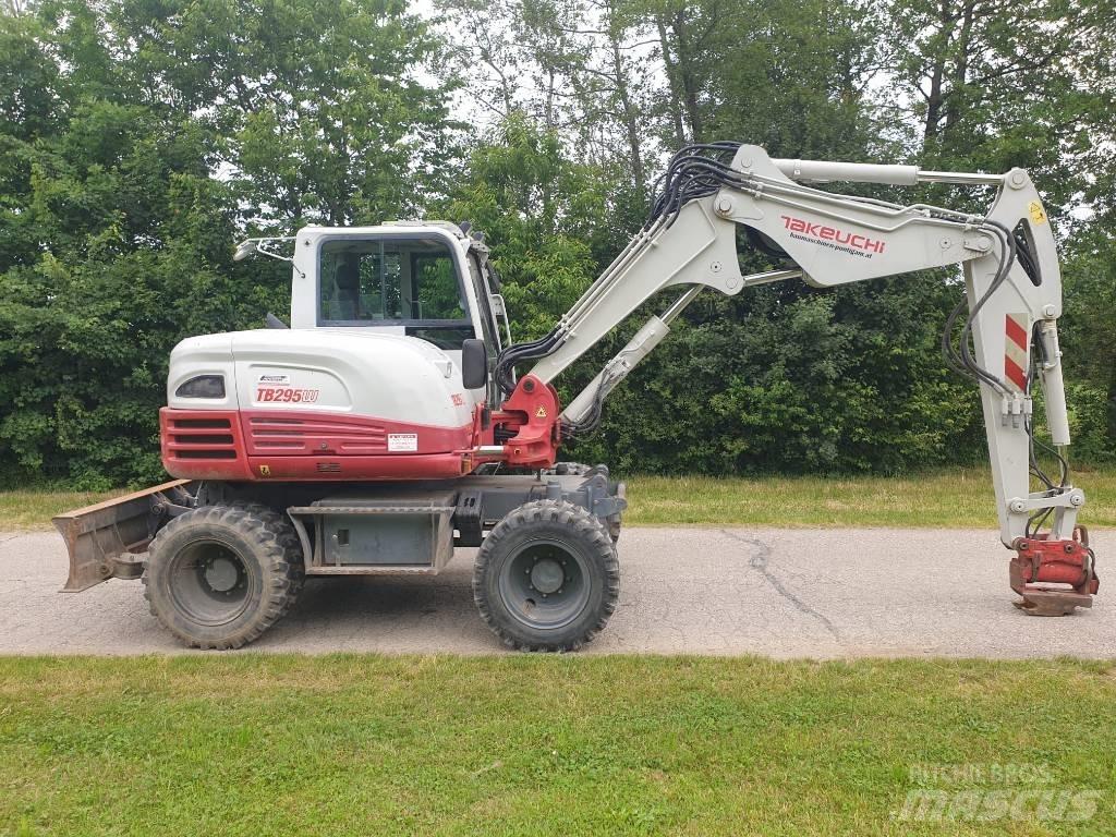 Takeuchi TB295W Wielgraafmachines