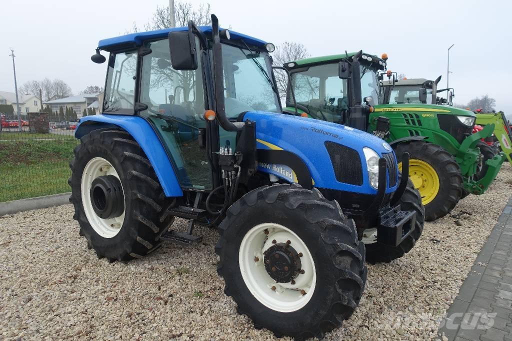 New Holland T 5040 Tractoren