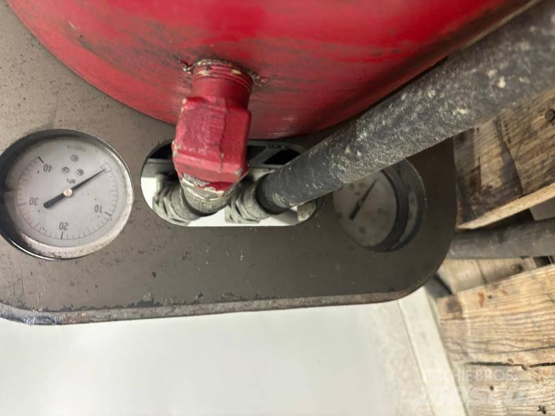  Hirado N50W 95A700 Hamers en brekers