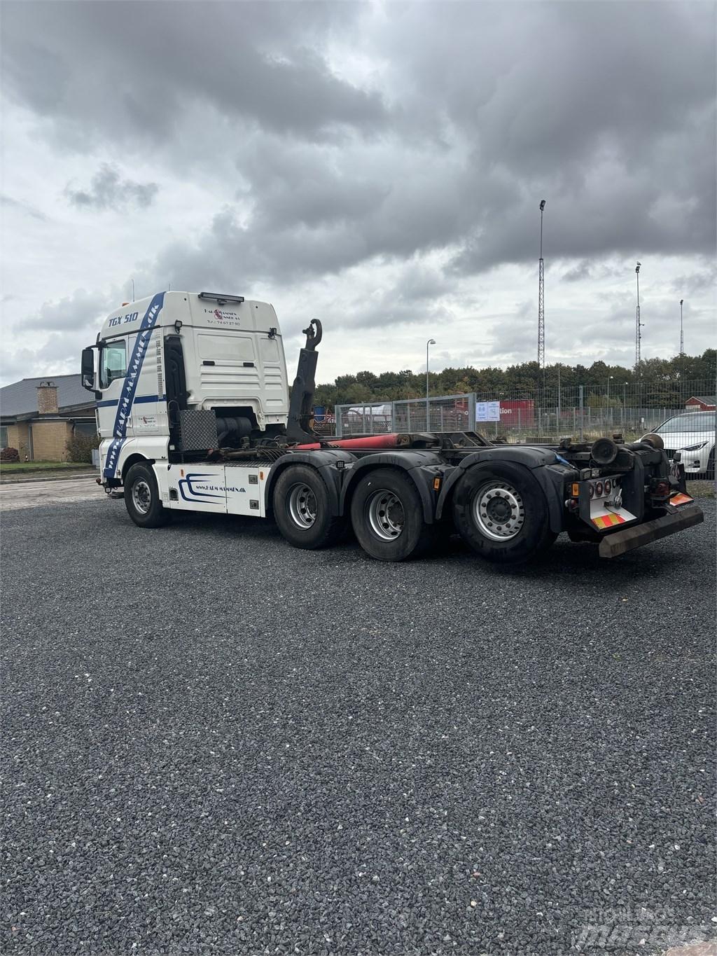MAN TGX 35.510 Vrachtwagen met containersysteem