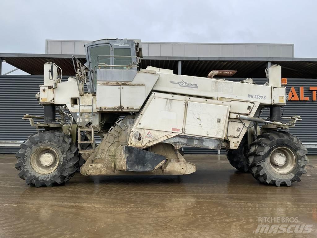 Wirtgen WR 2500S Asfalt recyclers