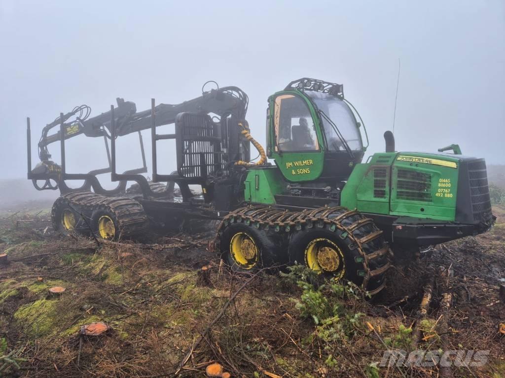 John Deere 1910 E Uitrijwagens