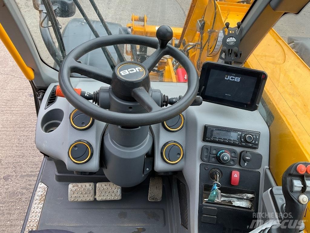 JCB 542 70 AGRI XTRA Verreikers voor landbouw