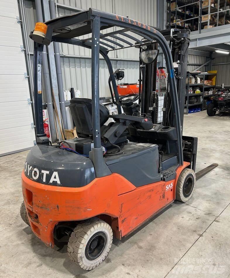 Toyota 8 FBMT 16 Elektrische heftrucks