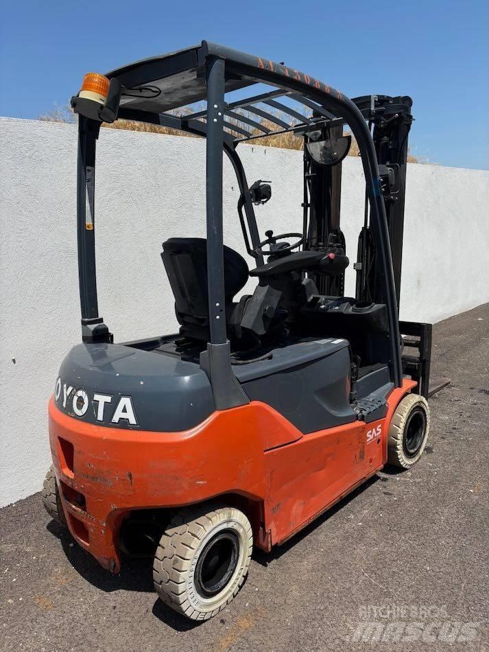 Toyota 8 FBMT 16 Elektrische heftrucks