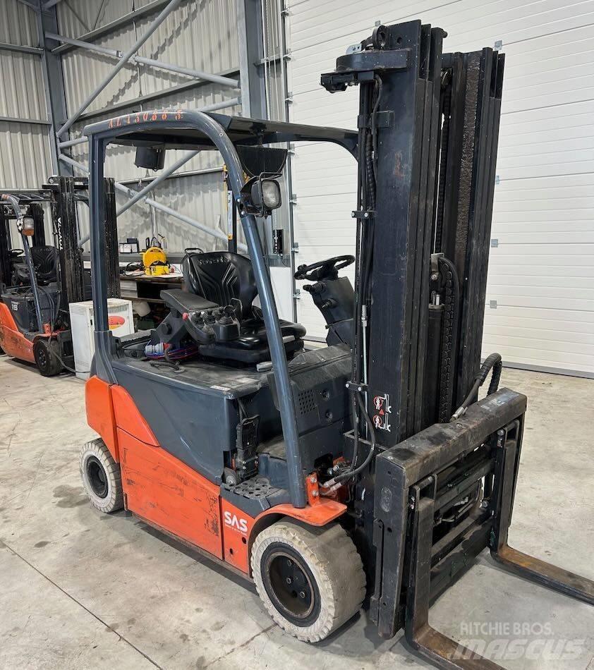 Toyota 8 FBMT 16 Elektrische heftrucks