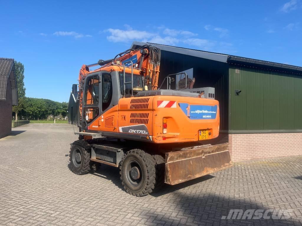 Doosan DX 170 W-5 Wielgraafmachines