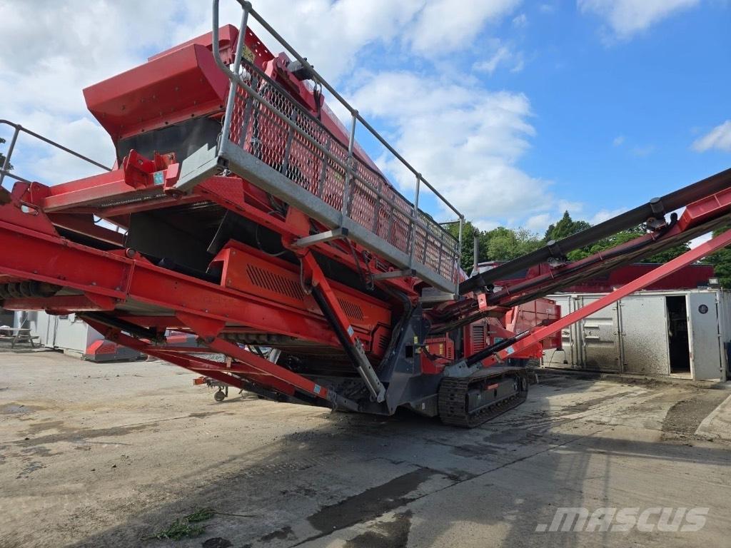 Finlay 683 SuperTrak Mobiele zeefinstallaties