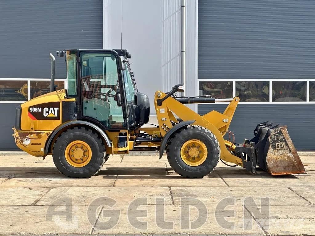 CAT 906M - NEW TYRES Wielladers