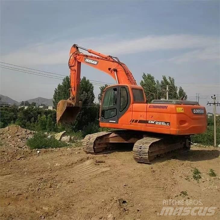 Doosan DX 225 LC-9C Rupsgraafmachines